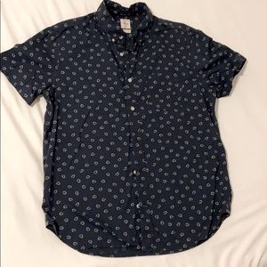 Gap Lived In Short Sleeve Leaf Pattern Shirt